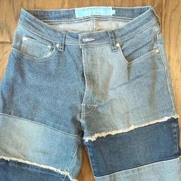 Jeans - Picture 8 of 15